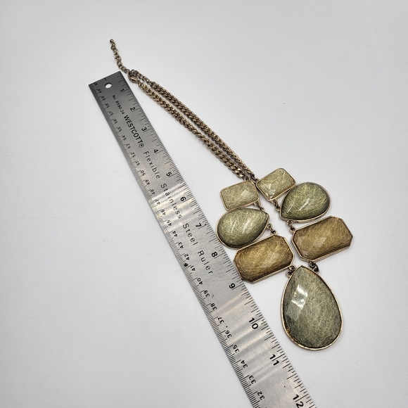 Green Toned Beaded Statement Necklace - Picture 3 of 8